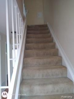 617 Oakbrook West Rochester, MI 48307 - Photo 19 of 24