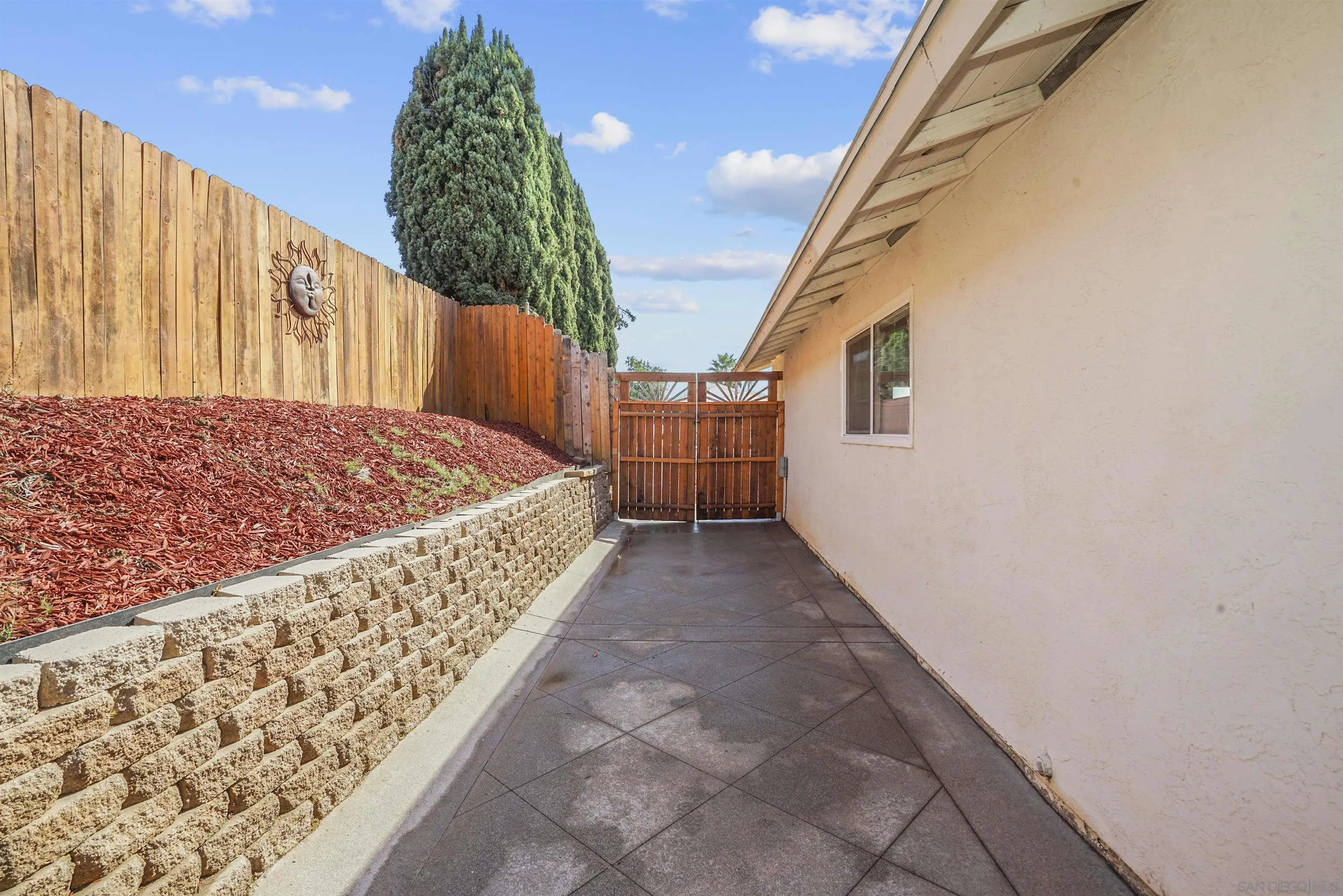 8722 Rinda Lane Spring Valley, CA 91977 - Photo 15 of 27 Gallery Image 15