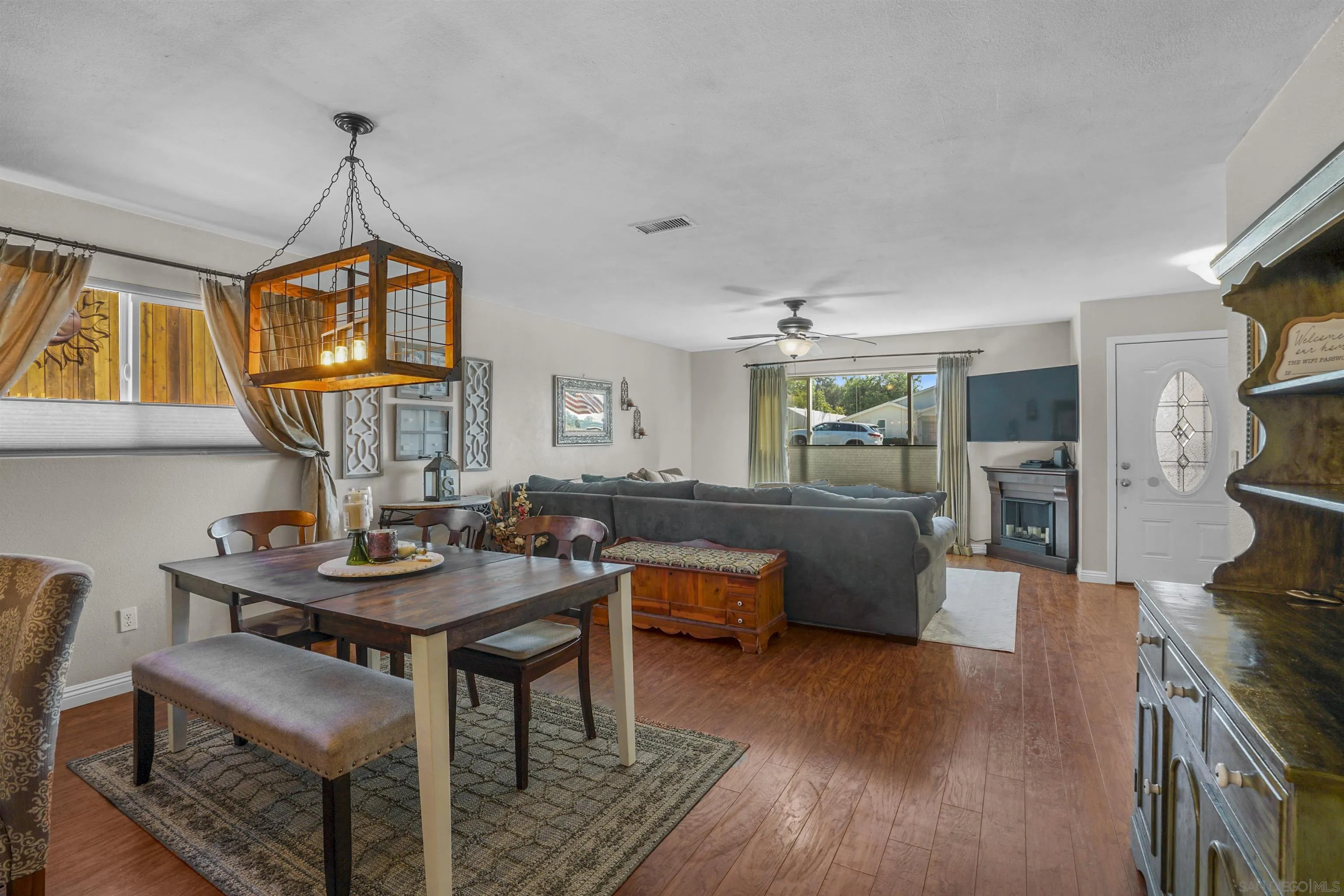 8722 Rinda Lane Spring Valley, CA 91977 - Photo 7 of 27 Gallery Image 7