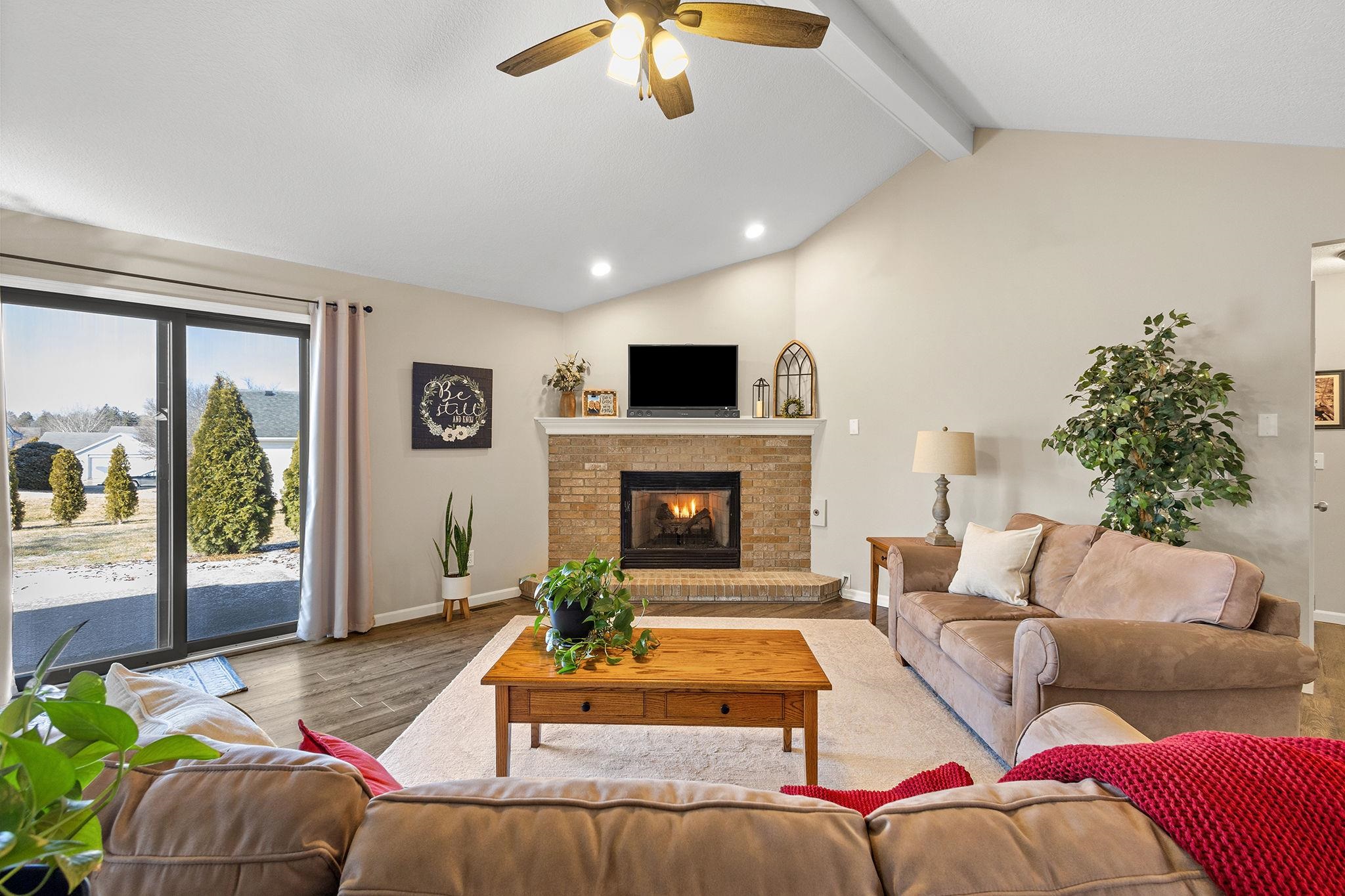 8915 Goshawk Lane Fort Wayne, IN 46825 - Photo 20 of 34