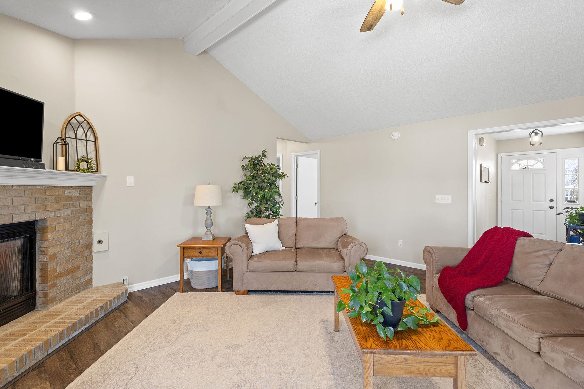 8915 Goshawk Lane Fort Wayne, IN 46825 - Photo 21 of 34