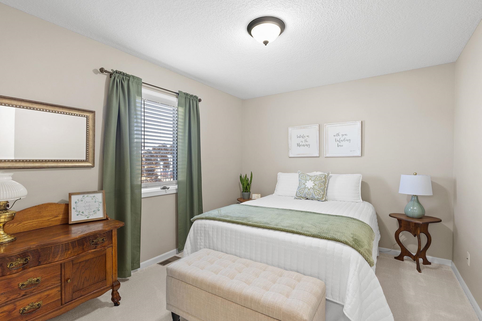 8915 Goshawk Lane Fort Wayne, IN 46825 - Photo 22 of 34