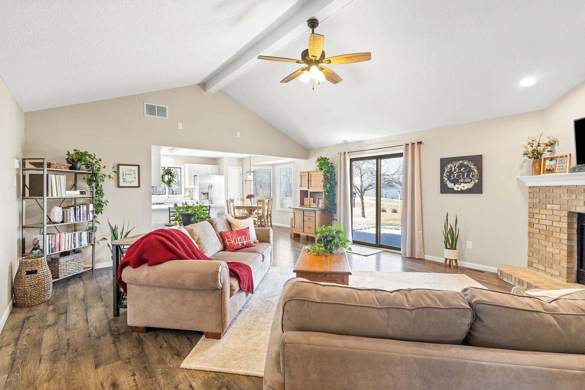 8915 Goshawk Lane Fort Wayne, IN 46825 - Photo 6 of 34