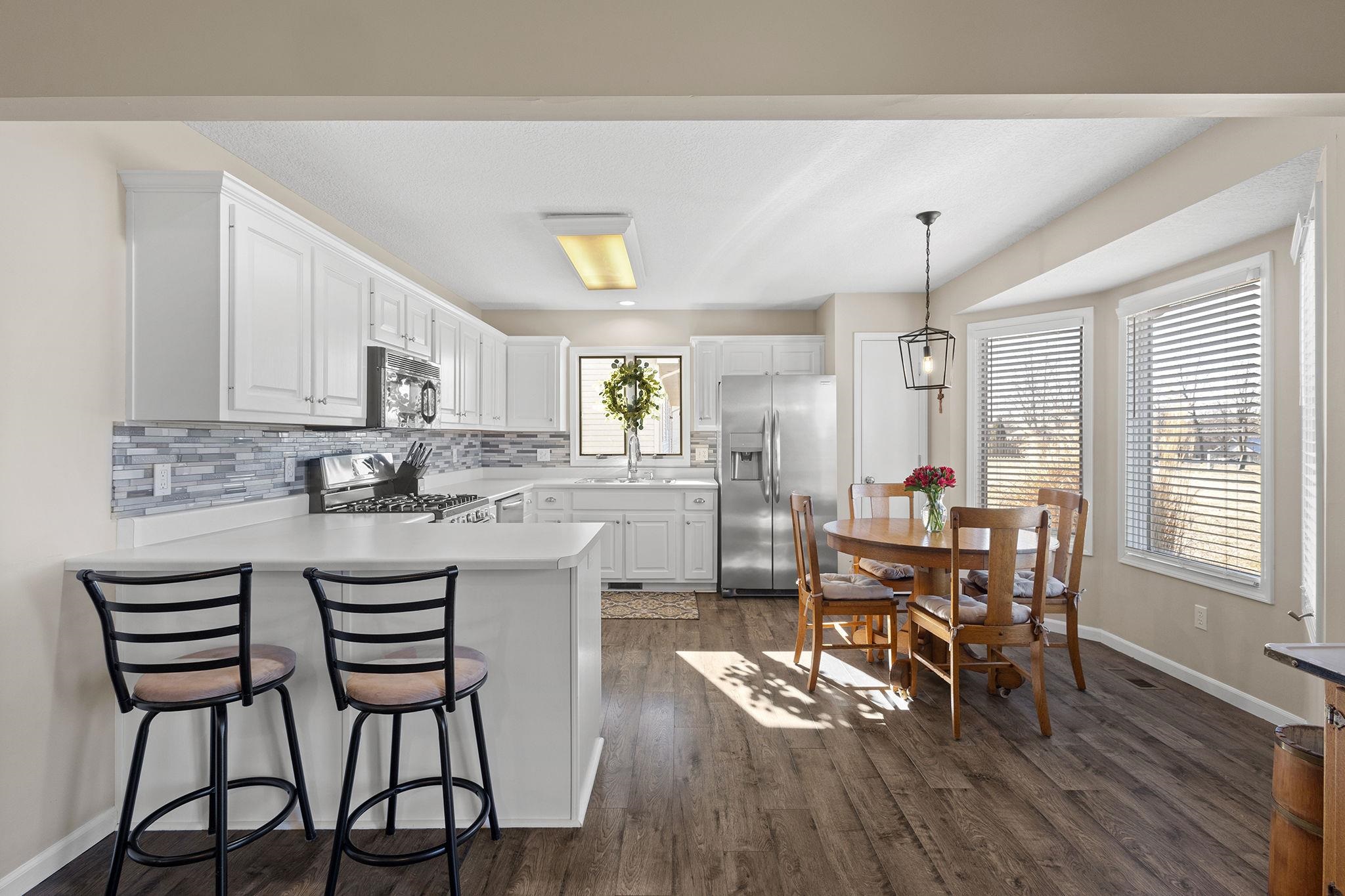 8915 Goshawk Lane Fort Wayne, IN 46825 - Photo 9 of 34