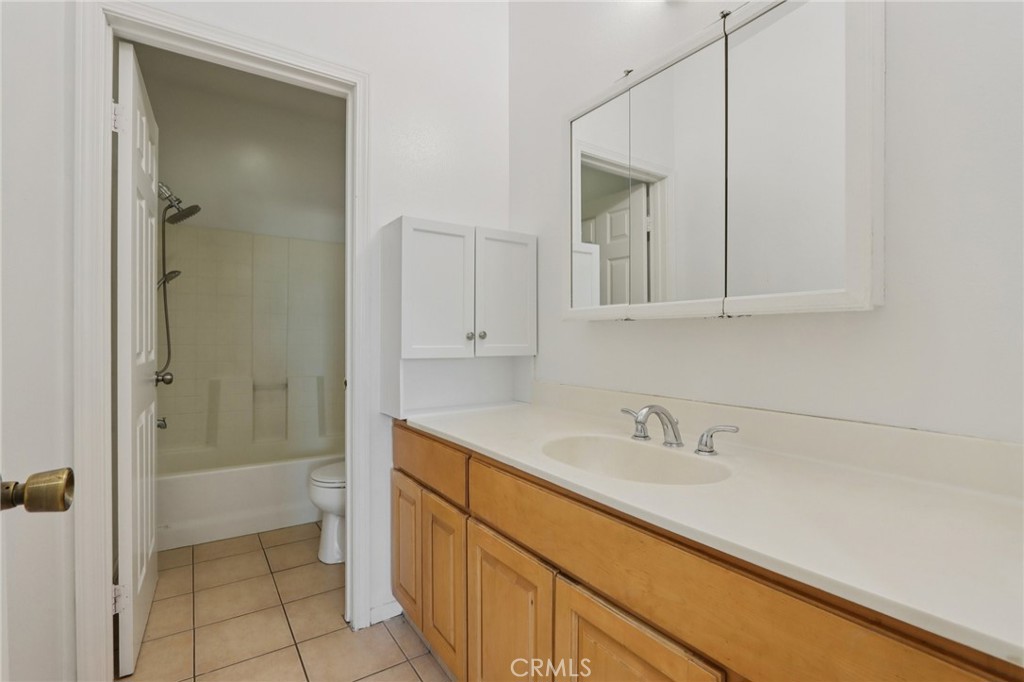 548 Bloomington Avenue Rialto, CA 92376 - Photo 14 of 24