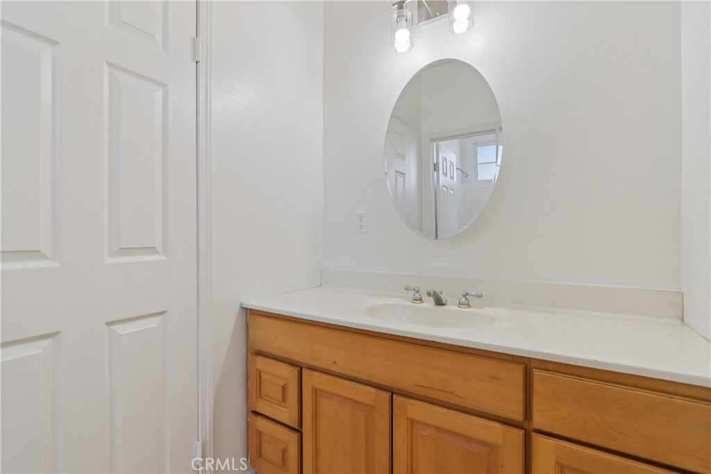 548 Bloomington Avenue Rialto, CA 92376 - Photo 17 of 24