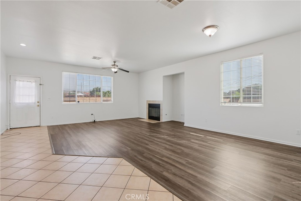 548 Bloomington Avenue Rialto, CA 92376 - Photo 7 of 24