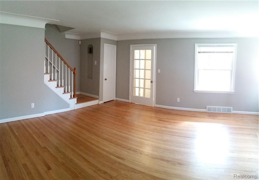 3406 West Seven Mile Road Detroit, MI 48221 - Photo 10 of 27 20181013_134830.jpg