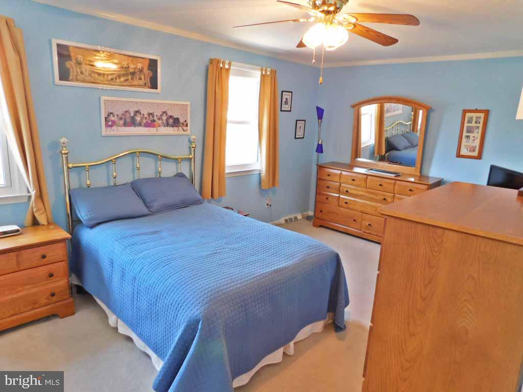 123 Signal Hill Road Holland, PA 18966 - Photo 25 of 38 2nd Bedroom
