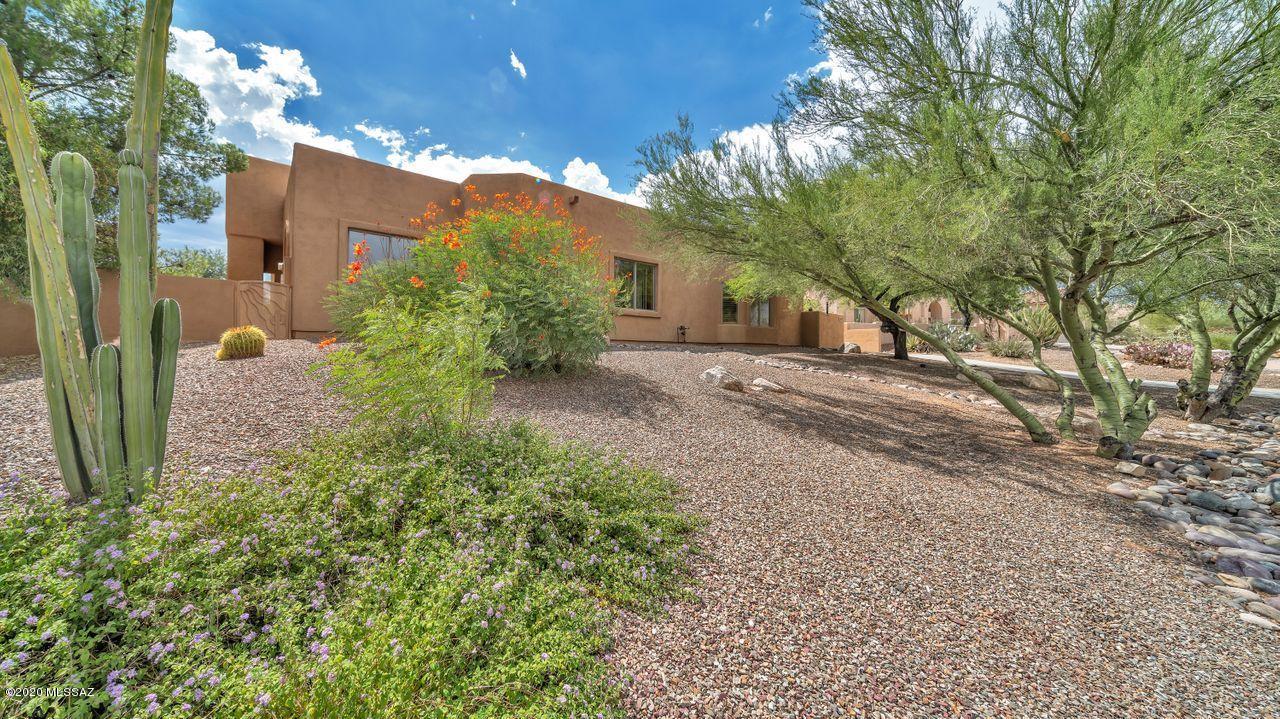 975 West Silver Spring Place Tucson, AZ 85755 - Photo 2 of 38