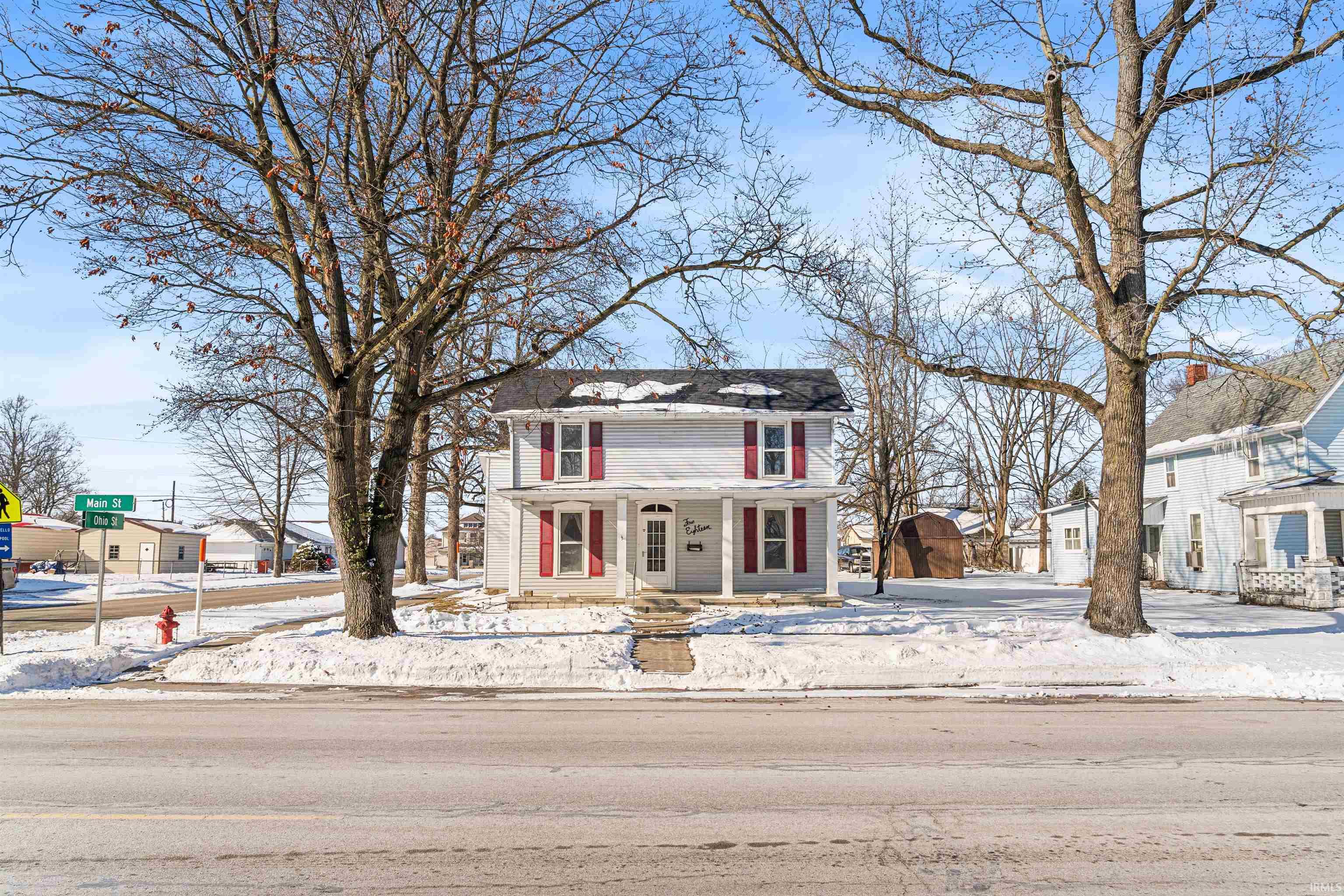 418 South Main Street Monticello, IN 47960 - Photo 1 of 19