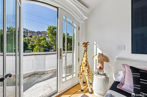 $5,995,000 | 729 Douglass Street, San Francisco, CA 94114