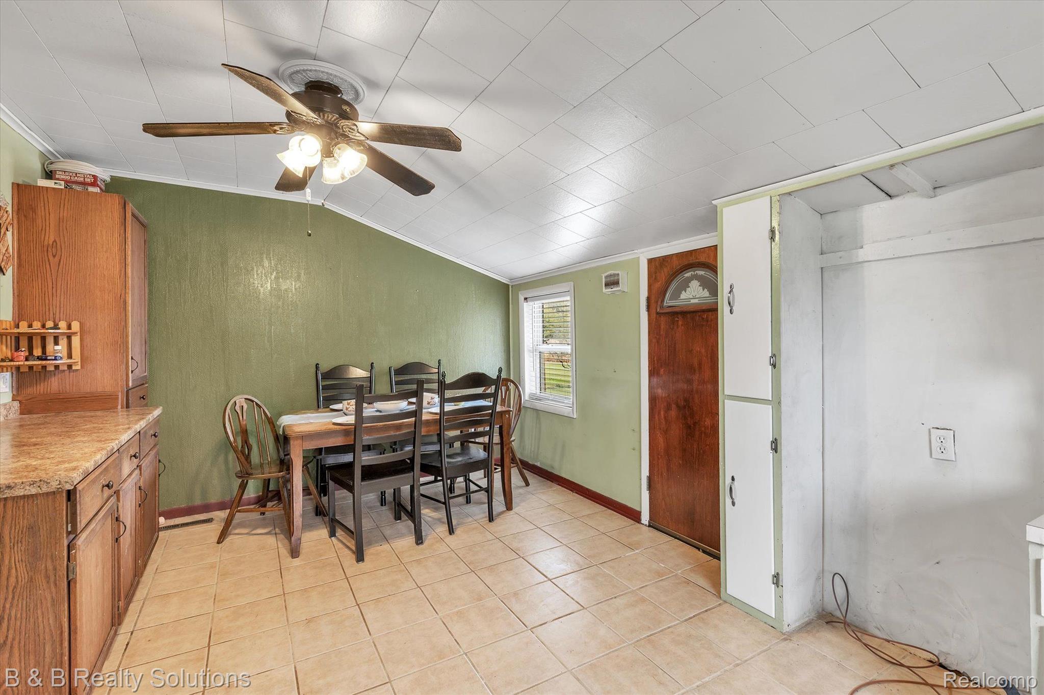 6995 Fostoria Road Fostoria, MI 48435 - Photo 12 of 39 Gallery Image 12