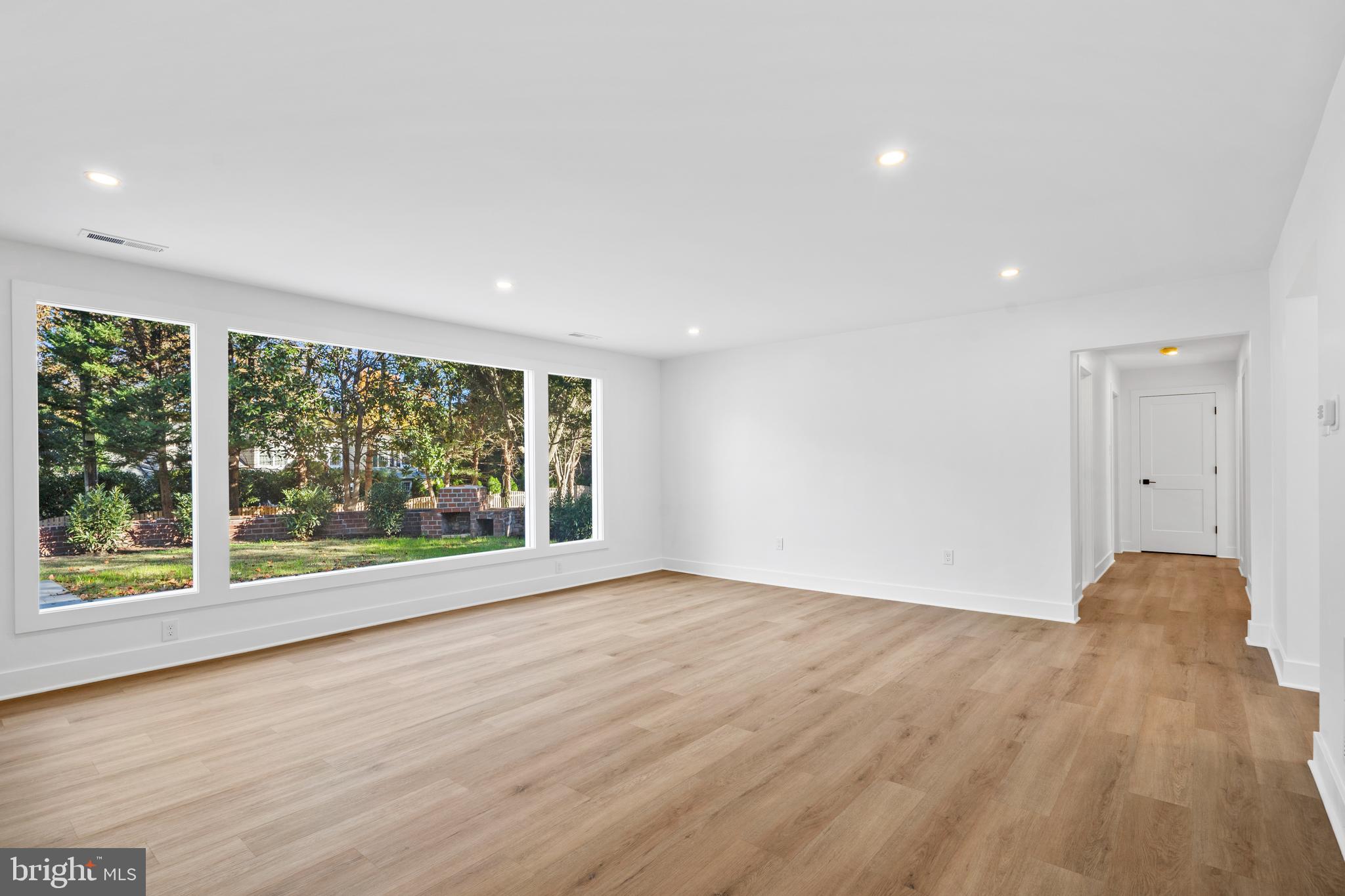 1016 Evergreen Road Yardley, PA 19067 - Photo 12 of 46