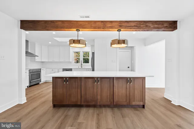 $1,199,900 | 1016 Evergreen Road, Yardley, PA 19067