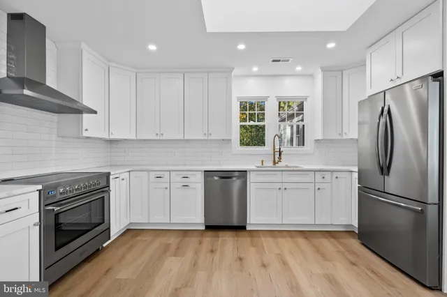 $1,199,900 | 1016 Evergreen Road, Yardley, PA 19067