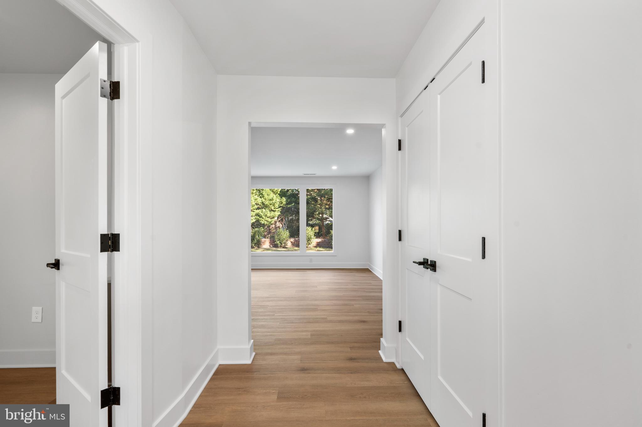 1016 Evergreen Road Yardley, PA 19067 - Photo 4 of 46