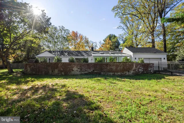 $1,199,900 | 1016 Evergreen Road, Yardley, PA 19067