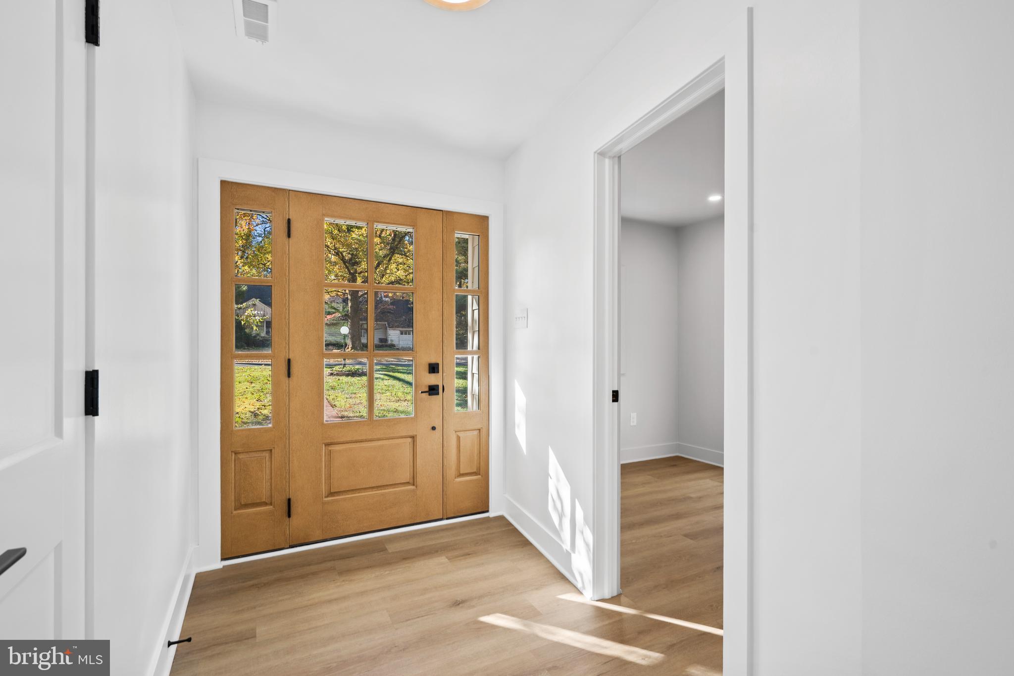 1016 Evergreen Road Yardley, PA 19067 - Photo 5 of 46