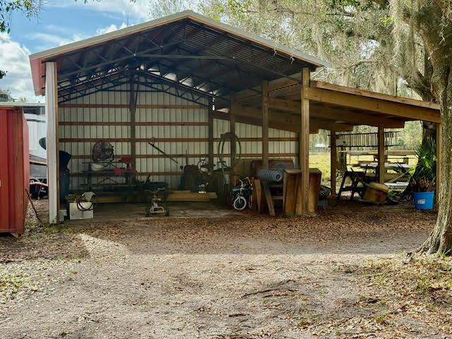 541 South Brocksmith Road Fort Pierce, FL 34945 - Photo 29 of 36 a view of a car garage