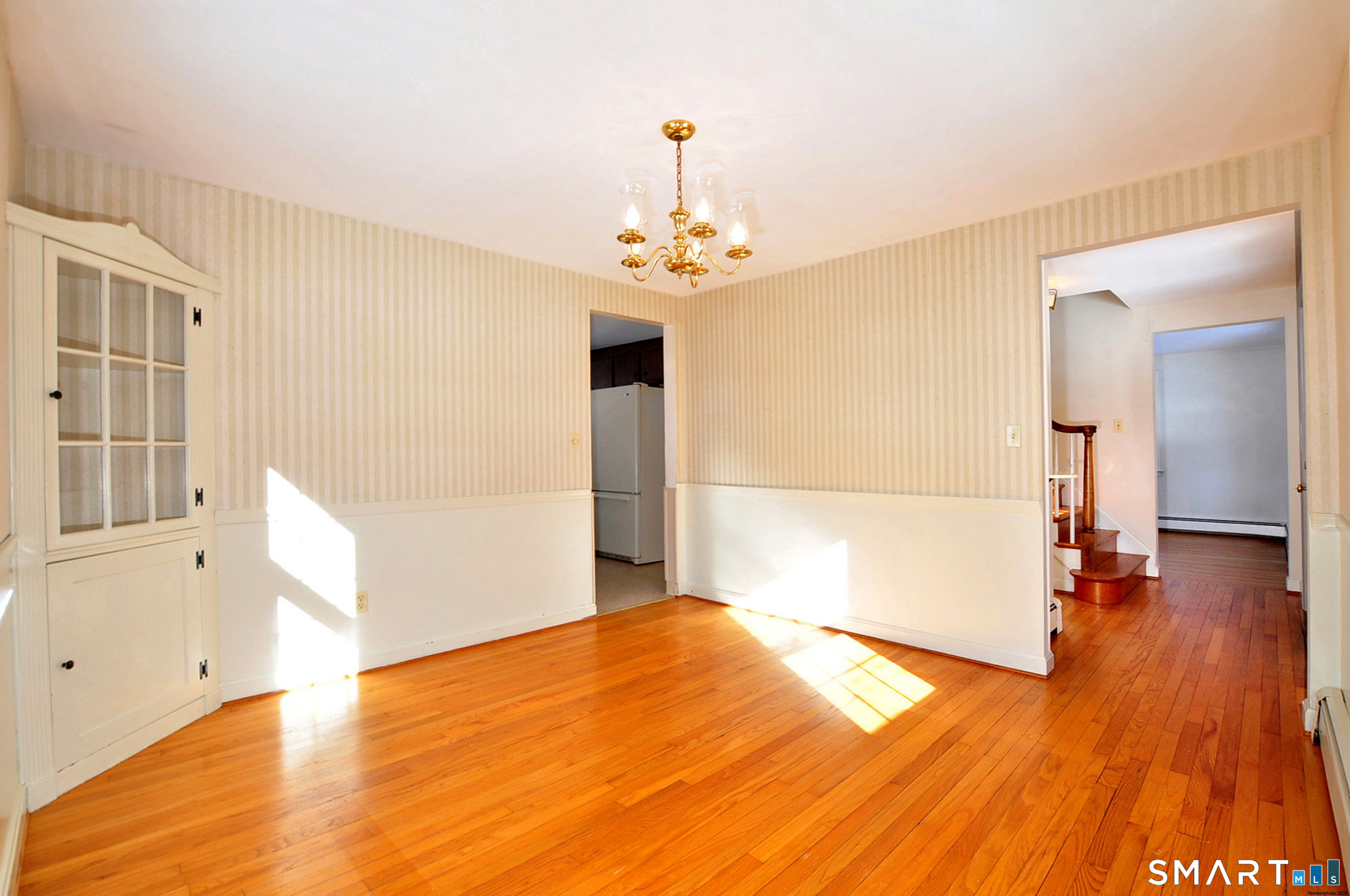 85 Lydall Street Manchester, CT 06042 - Photo 9 of 36