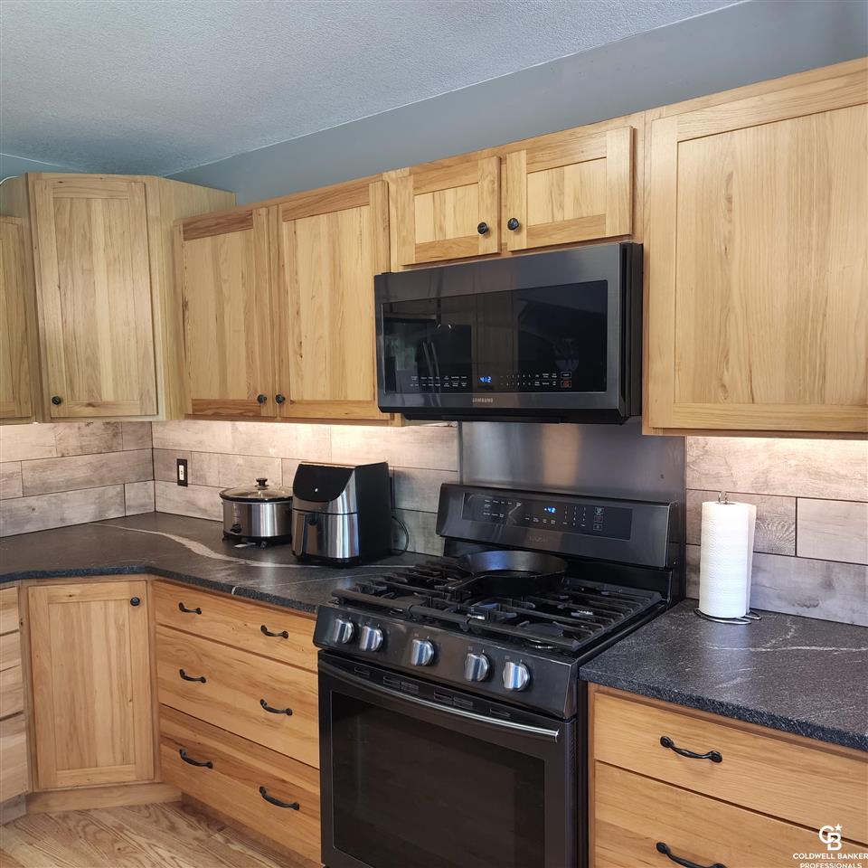 1067 East Beard Road Perry, MI 48872 - Photo 11 of 30