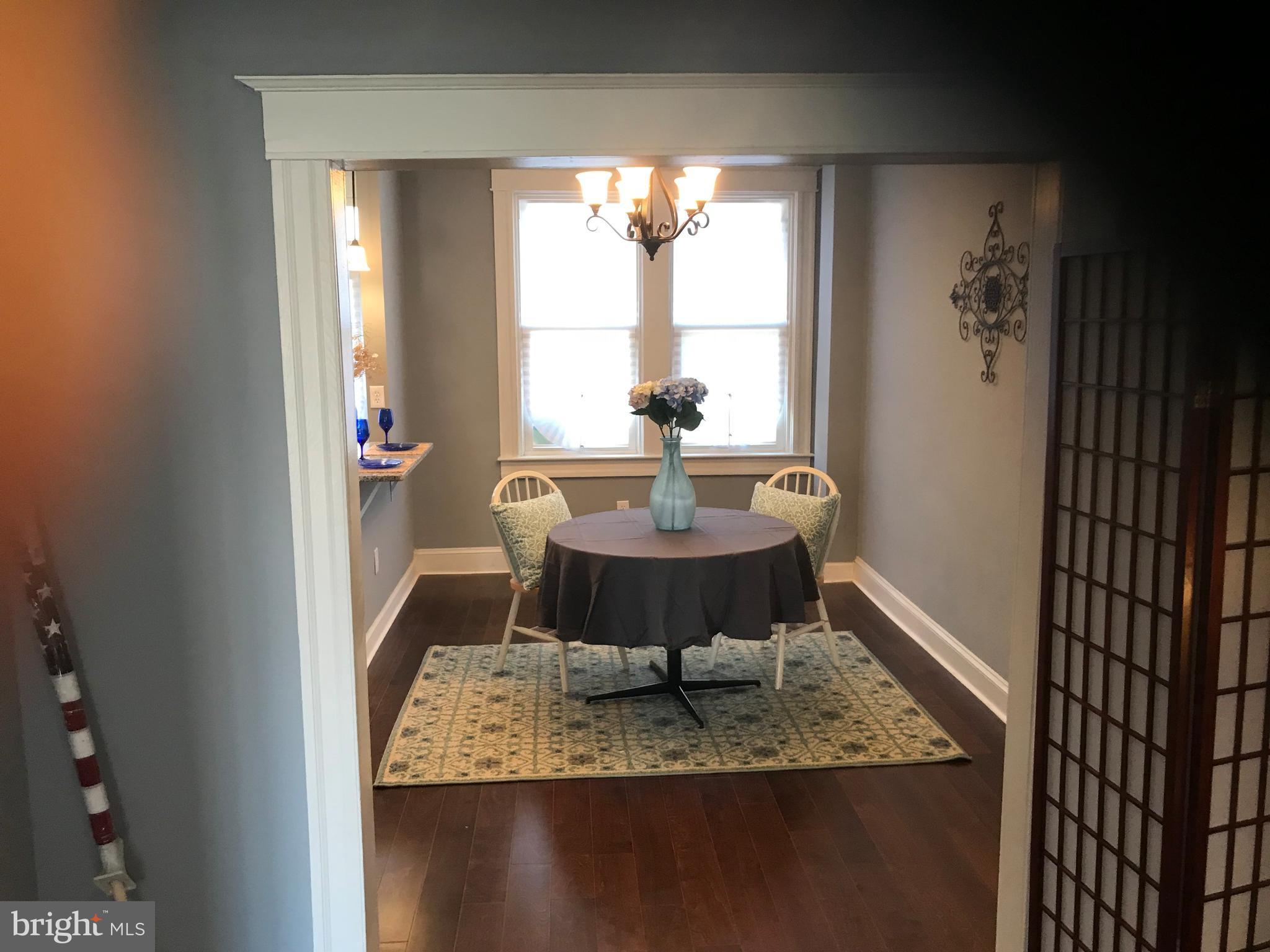 103 South Tremont Road Baltimore, MD 21229 - Photo 4 of 20 Dining Room
