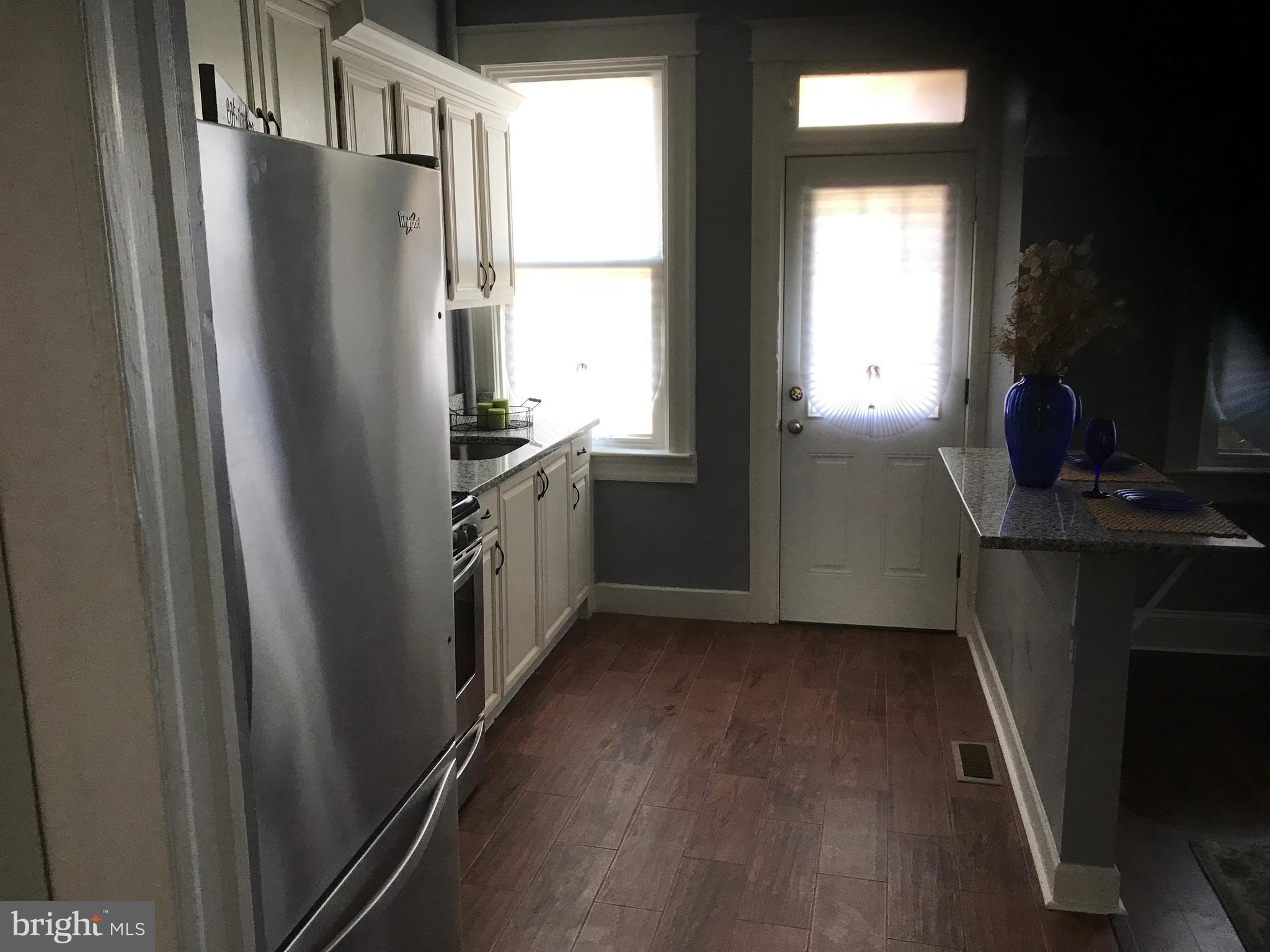 103 South Tremont Road Baltimore, MD 21229 - Photo 7 of 20 Kitchen