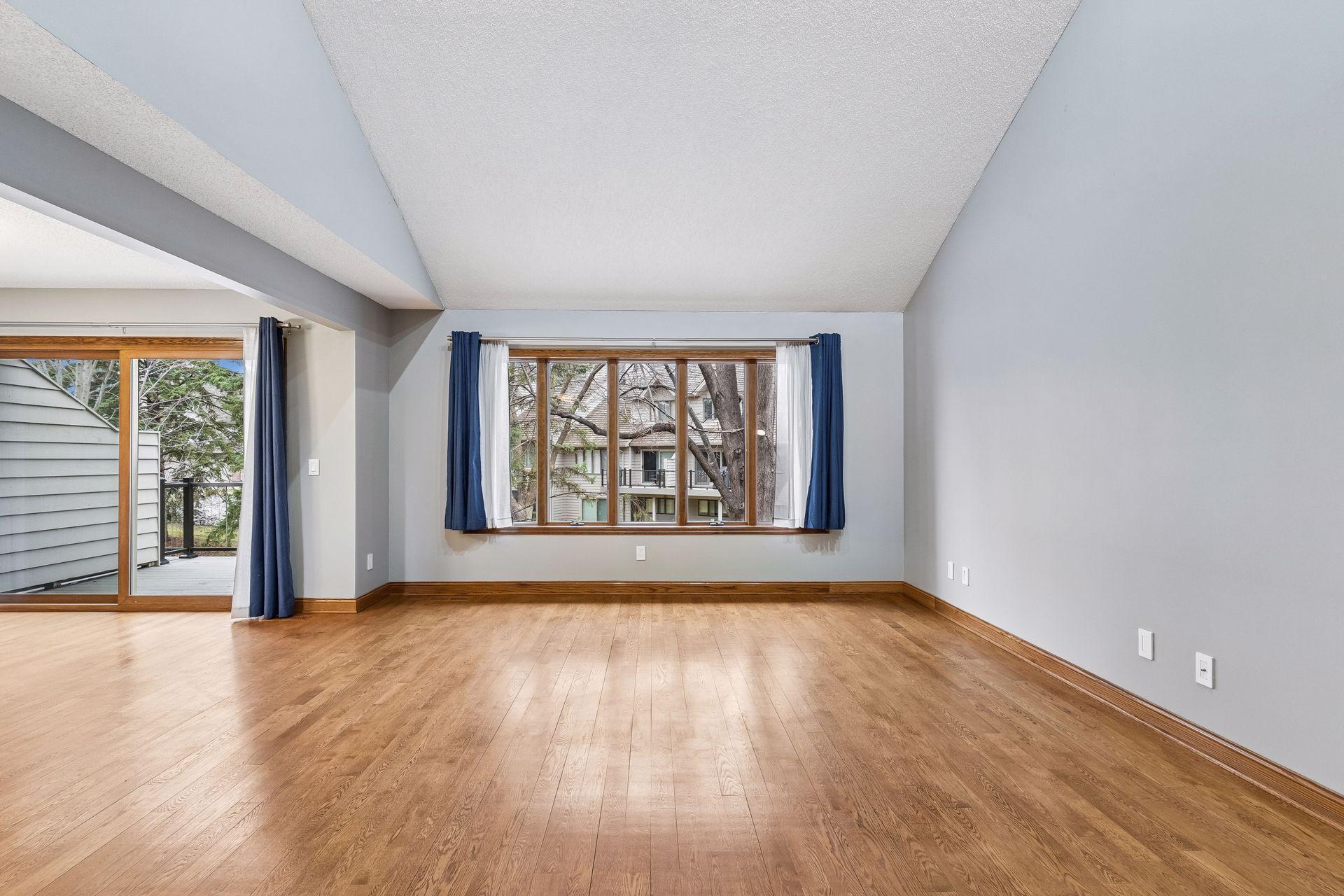 7476 Cahill Road Edina, MN 55439 - Photo 20 of 53