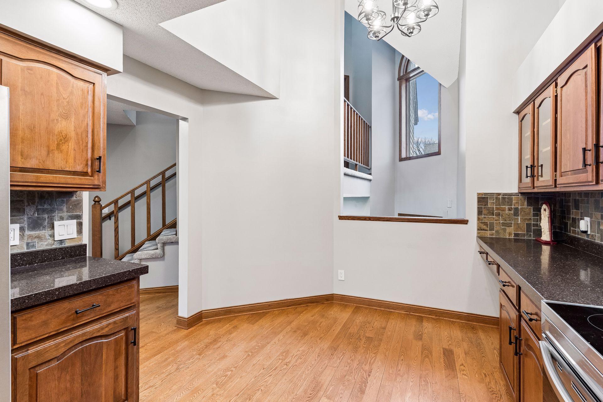 7476 Cahill Road Edina, MN 55439 - Photo 9 of 53