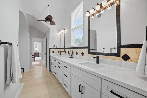 $4,250,000 | 500 Konstanty Circle, West Lake Hills, TX 78746