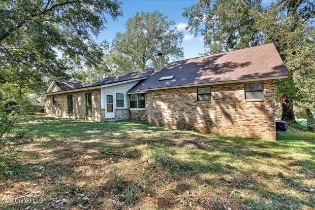 $288,000 | 88154 Golf Club Drive, Diamondhead, MS 39525