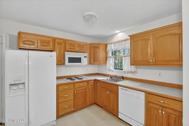 $288,000 | 88154 Golf Club Drive, Diamondhead, MS 39525