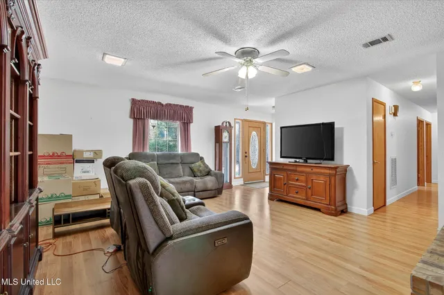 $288,000 | 88154 Golf Club Drive, Diamondhead, MS 39525