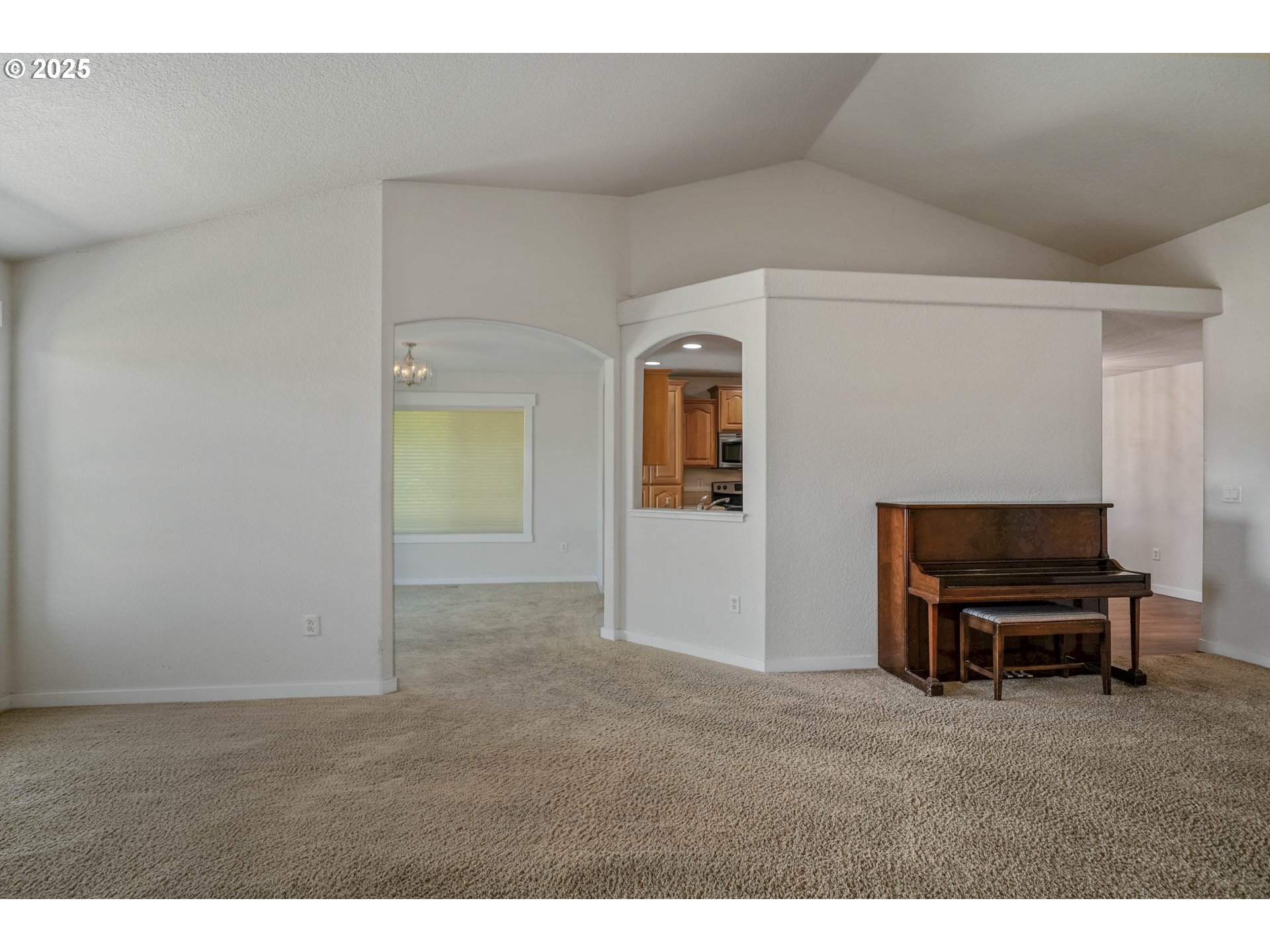 1897 Northeast Lucy Belle Street McMinnville, OR 97128 - Photo 12 of 39 a view of an empty room and workspace