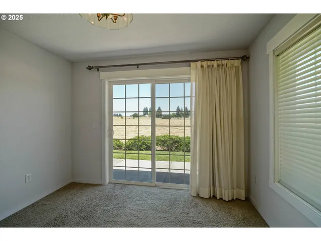 $529,900 | 1897 Northeast Lucy Belle Street, McMinnville, OR 97128