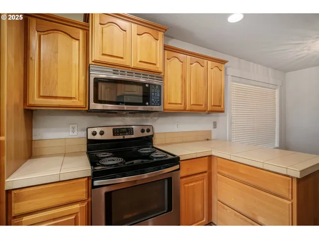 $529,900 | 1897 Northeast Lucy Belle Street, McMinnville, OR 97128