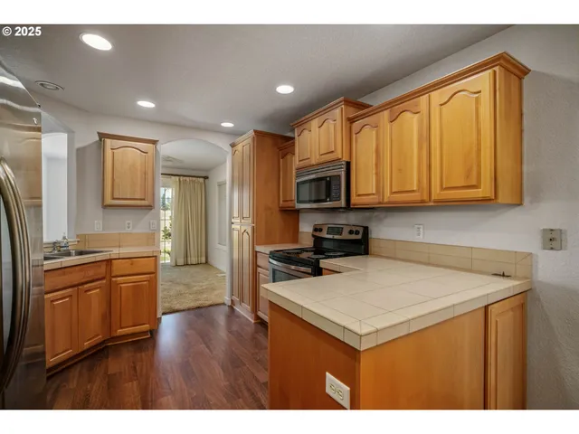 $529,900 | 1897 Northeast Lucy Belle Street, McMinnville, OR 97128