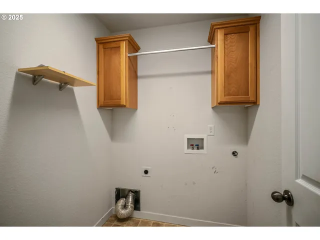 $529,900 | 1897 Northeast Lucy Belle Street, McMinnville, OR 97128