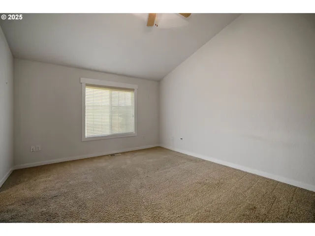 $529,900 | 1897 Northeast Lucy Belle Street, McMinnville, OR 97128