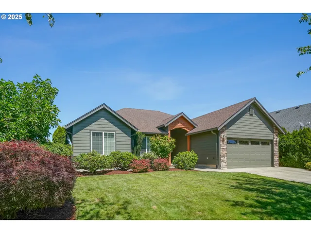 $529,900 | 1897 Northeast Lucy Belle Street, McMinnville, OR 97128