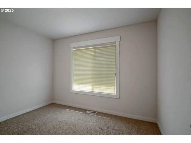 $529,900 | 1897 Northeast Lucy Belle Street, McMinnville, OR 97128