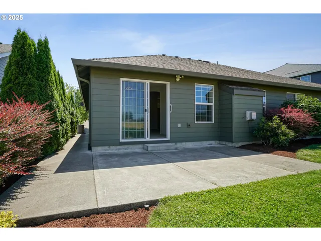 $529,900 | 1897 Northeast Lucy Belle Street, McMinnville, OR 97128