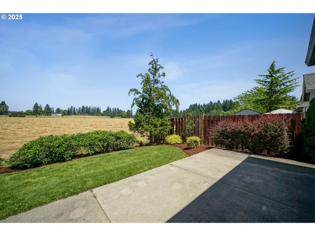 $529,900 | 1897 Northeast Lucy Belle Street, McMinnville, OR 97128