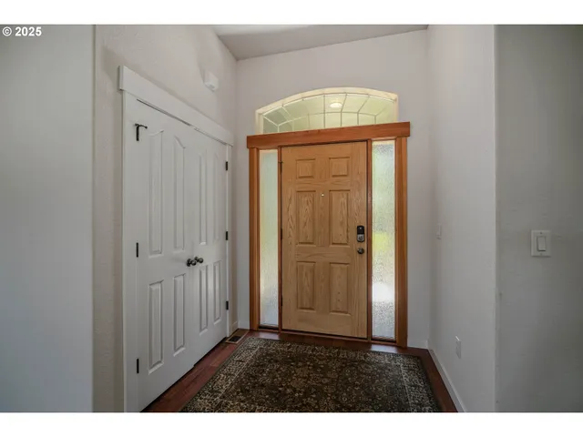 $529,900 | 1897 Northeast Lucy Belle Street, McMinnville, OR 97128