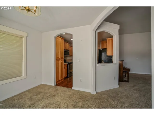 $529,900 | 1897 Northeast Lucy Belle Street, McMinnville, OR 97128