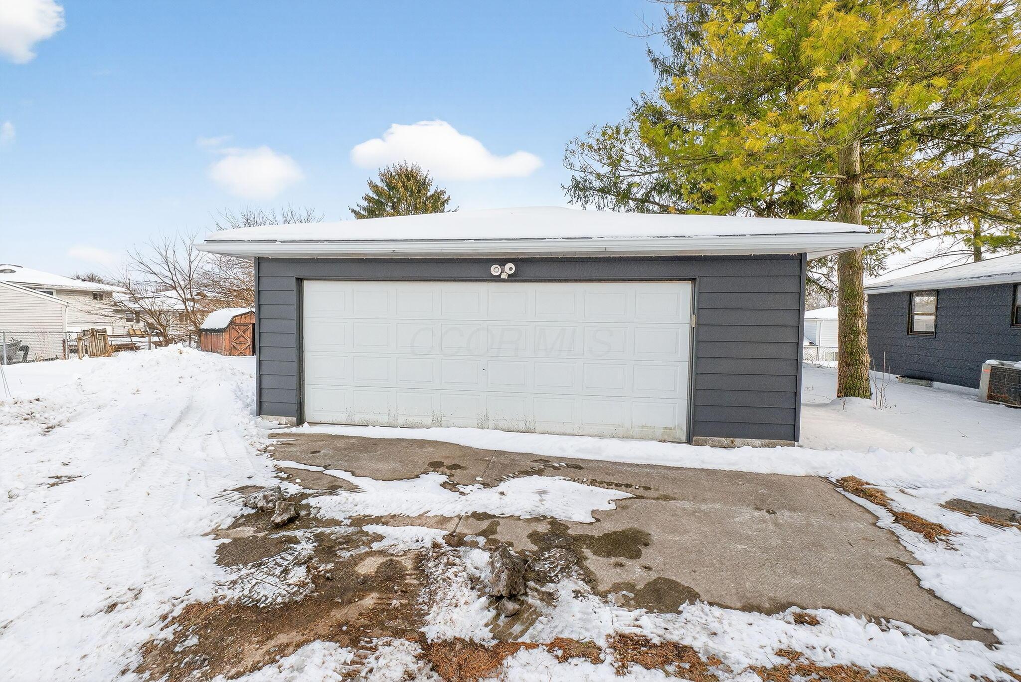 2800 Alkire Road Grove City, OH 43123 - Photo 6 of 60 2800 Alkire Rd (Exterior)-5