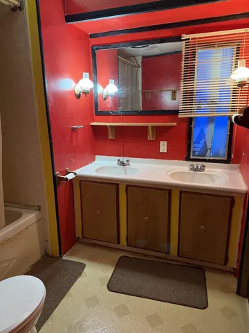 $5,000 | 1625 Cary Street, Ashland, WI 54806