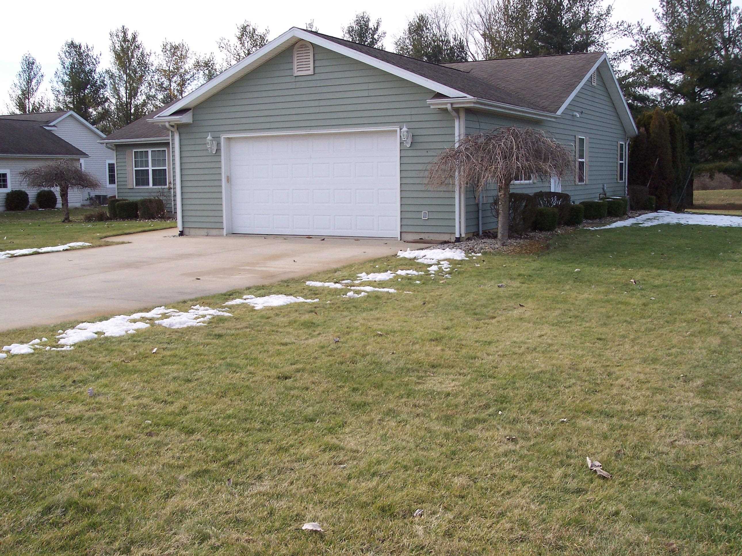 1026 Country Club Road Warsaw, IN 46580 - Photo 3 of 23 Gallery Image 3