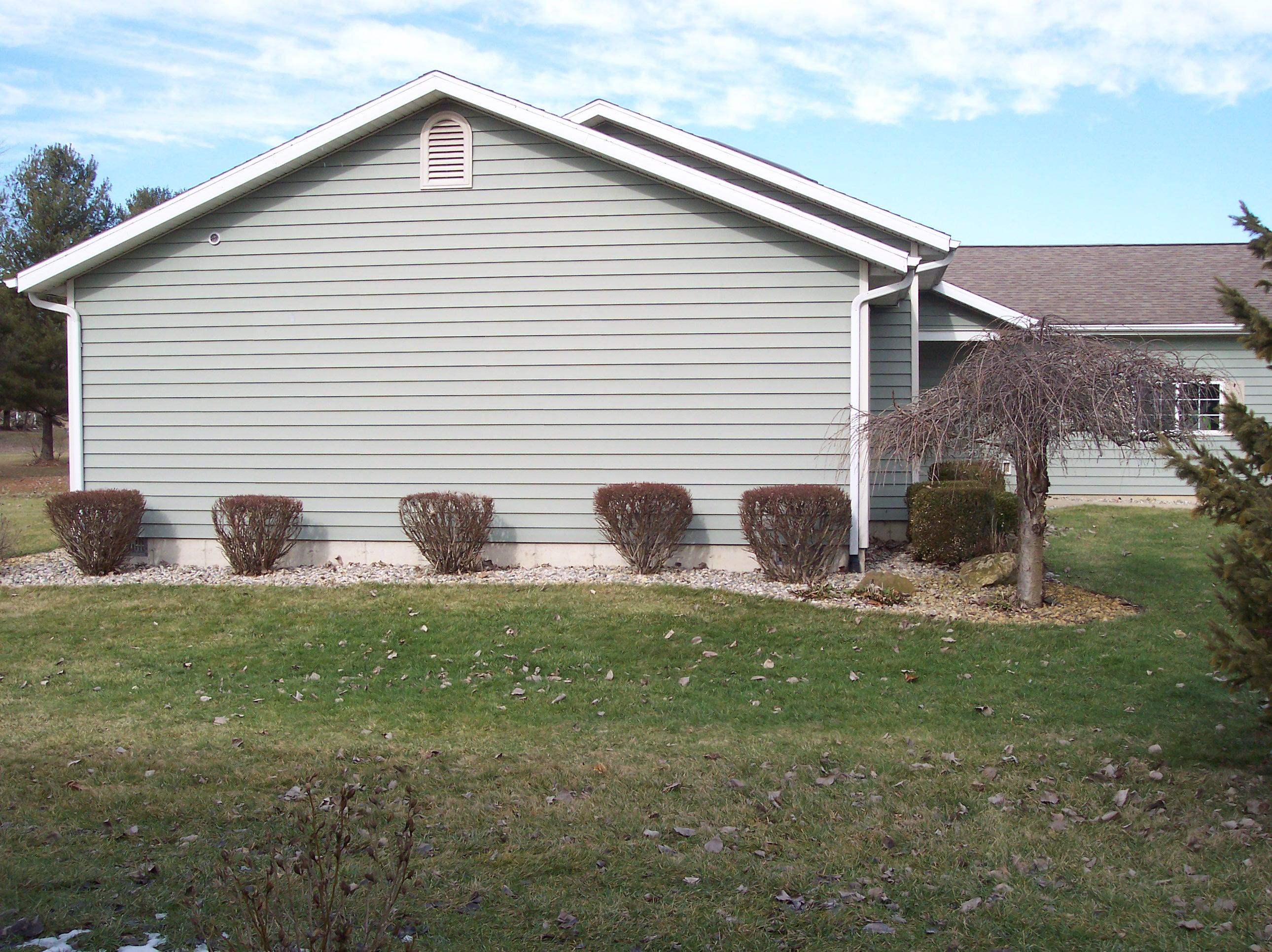 1026 Country Club Road Warsaw, IN 46580 - Photo 8 of 23 Gallery Image 8